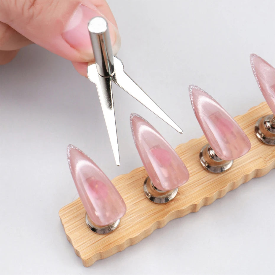 3pcs V-shaped French Cat's Eye Magnetic Tool with Magnet for Nail Magnetic Stick Cat Eye Nail Polish Magnet Accessories Tools